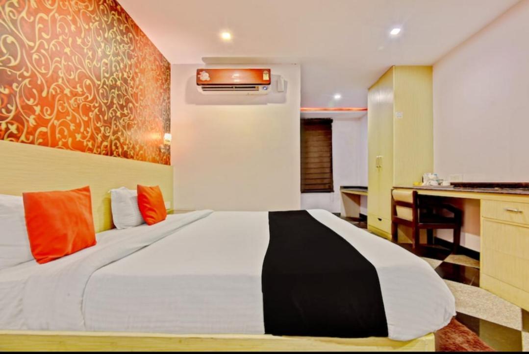 Citi Club Hotell Kānpur Eksteriør bilde