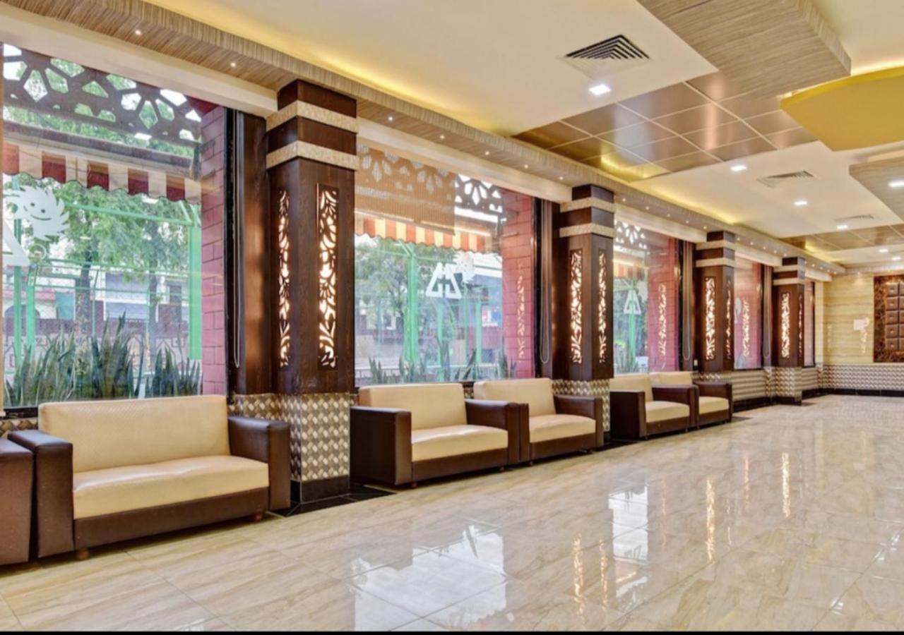 Citi Club Hotell Kānpur Eksteriør bilde