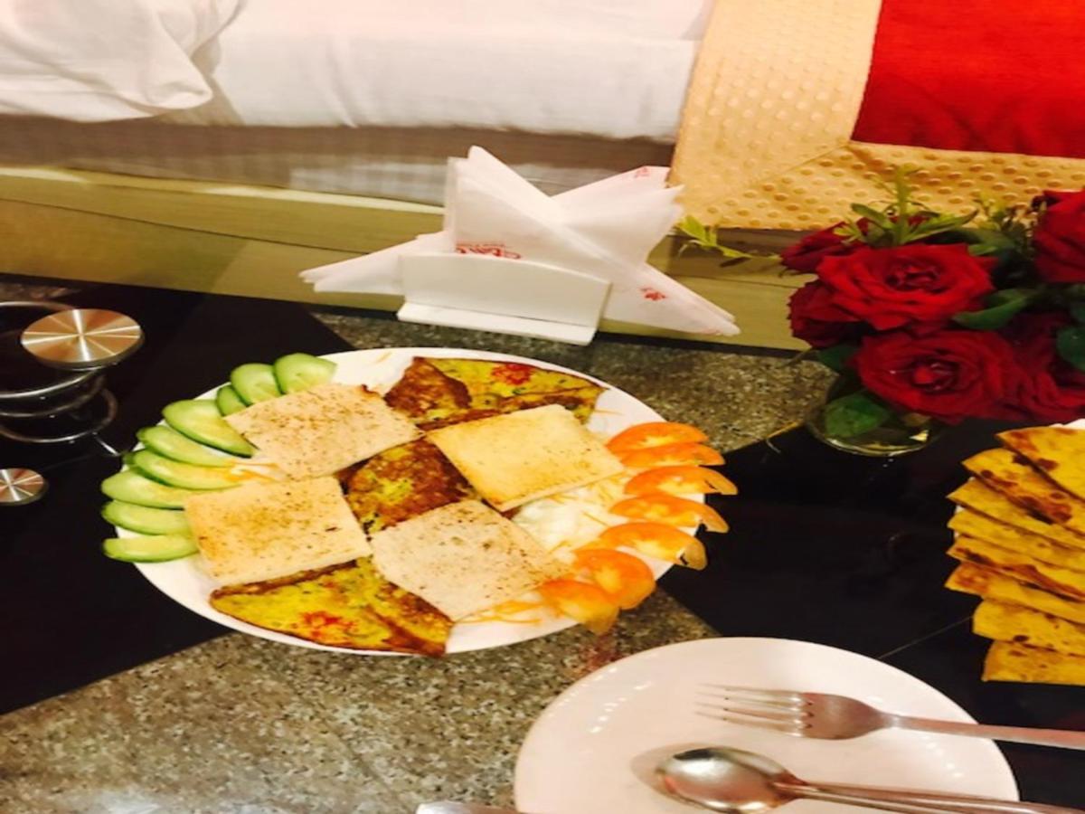 Citi Club Hotell Kānpur Eksteriør bilde
