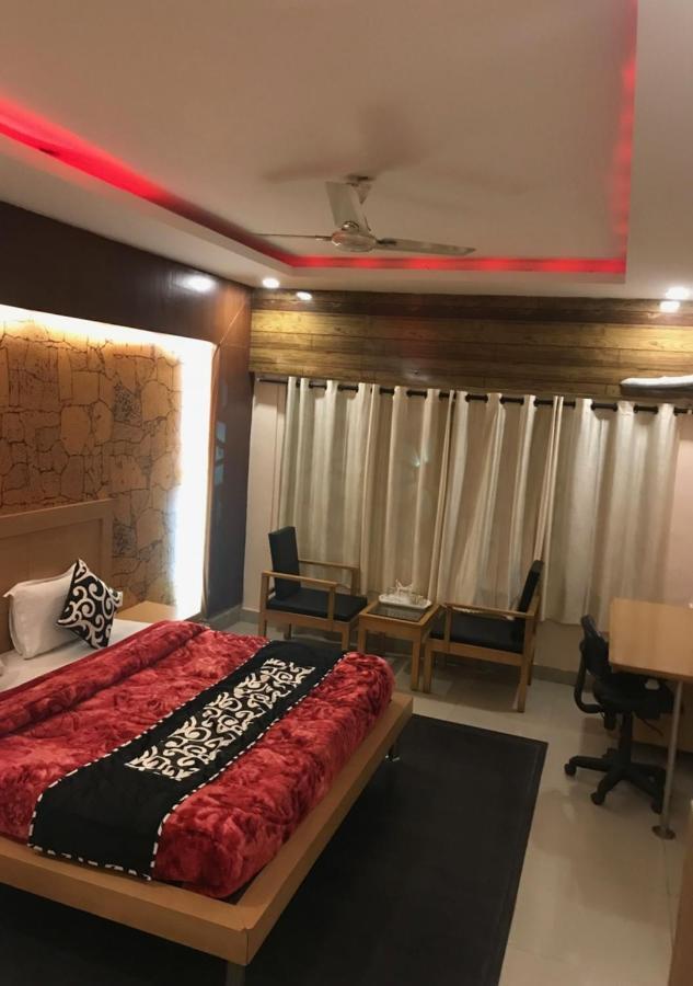 Citi Club Hotell Kānpur Eksteriør bilde